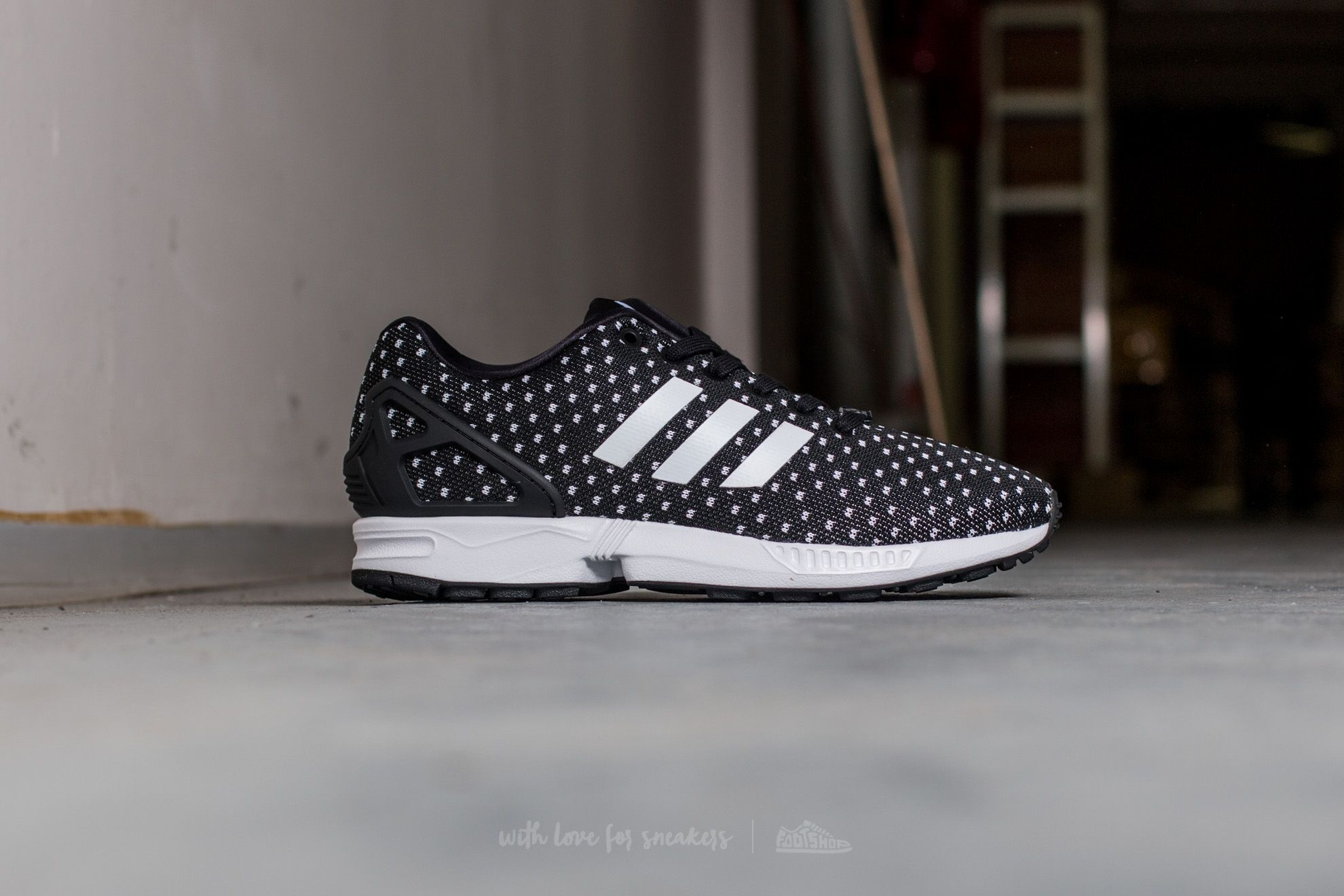Adidas originals womens zx flux polka dot trainer hotsell