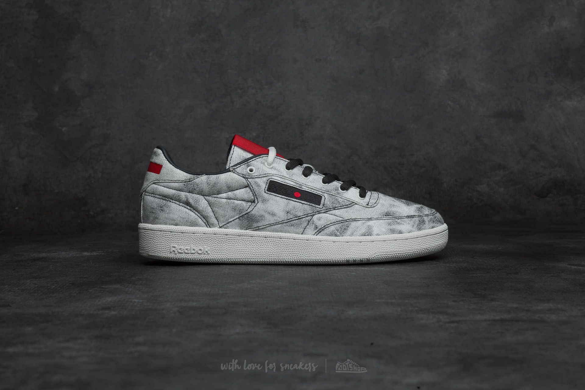 Kids' sneakers and shoes Reebok x Kendrick Lamar Club C Junior White/ Coal/ Scarlet