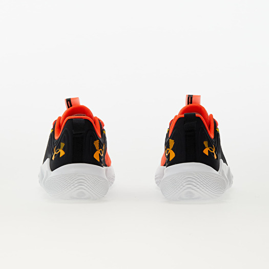 Black and orange under armour shoes shop