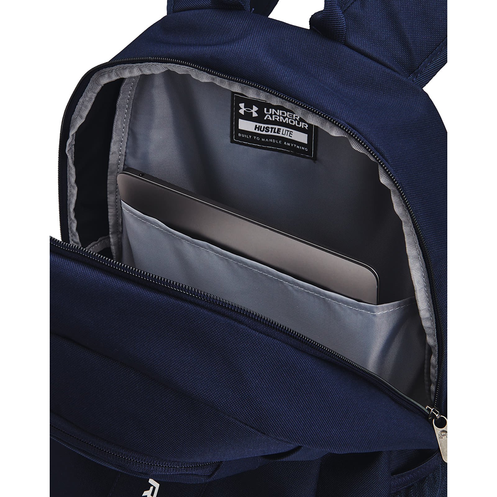 Plecaki Under Armour Hustle Lite Backpack Midnight Navy/ Midnight Navy/ Metallic Silver