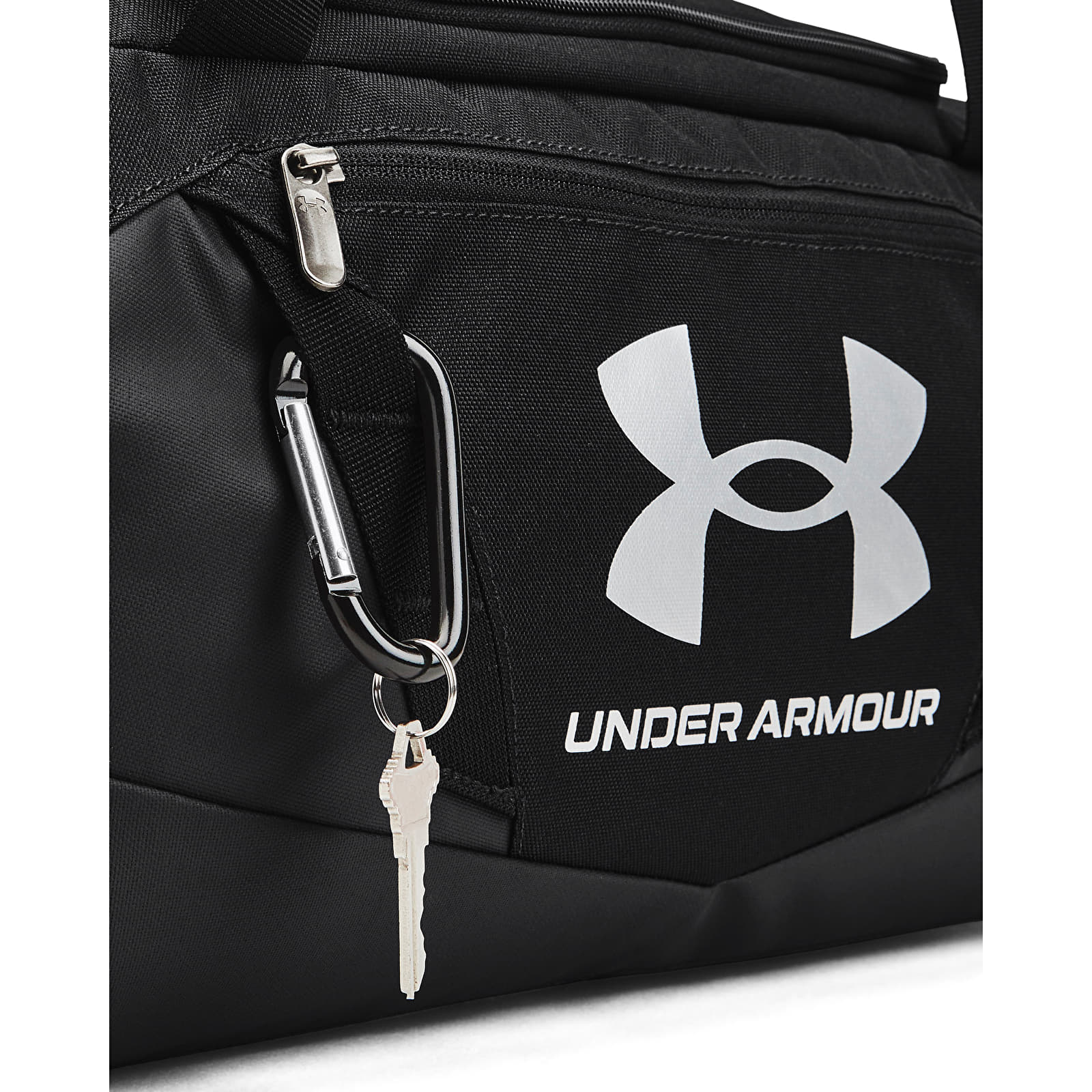 Crossbody bags Under Armour Undeniable 5.0 Duffle Xs Black/ Black/ Metallic Silver