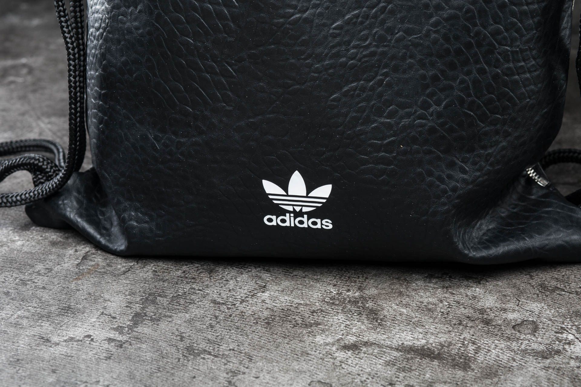 Adidas gymsack on sale