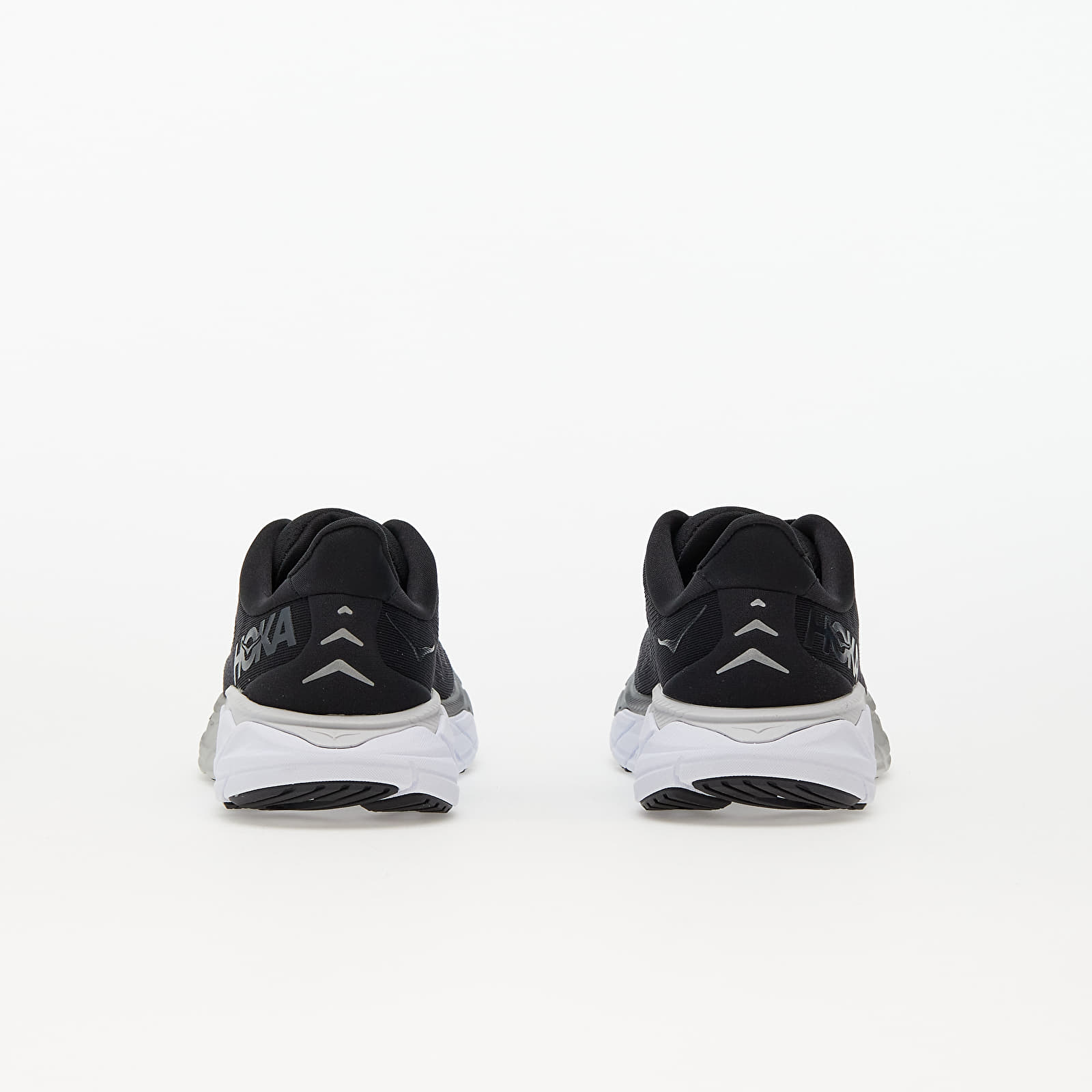 Dámske topánky a tenisky Hoka® W Arahi 6 Black/ White
