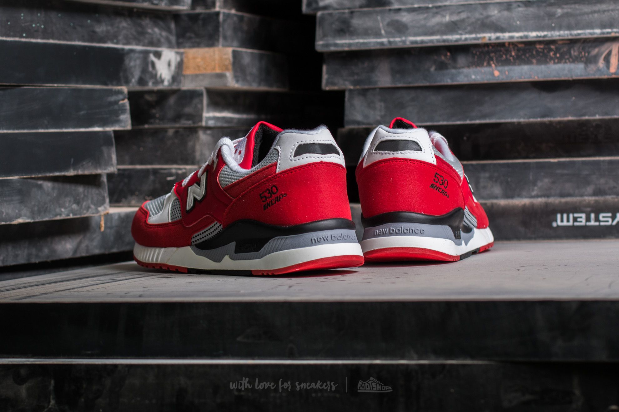Herren Sneaker und Schuhe New Balance M530CVA Red/ Grey/ White