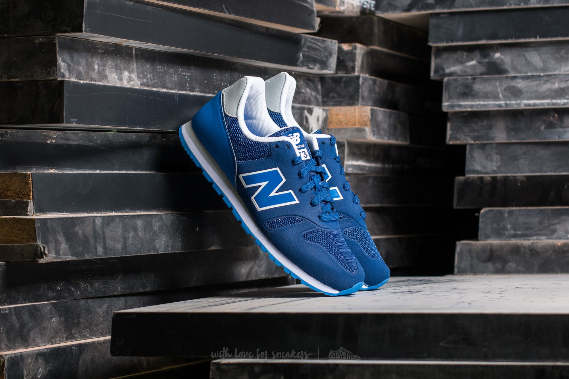 Sapatos de mulher New Balance 373 Royal Blue