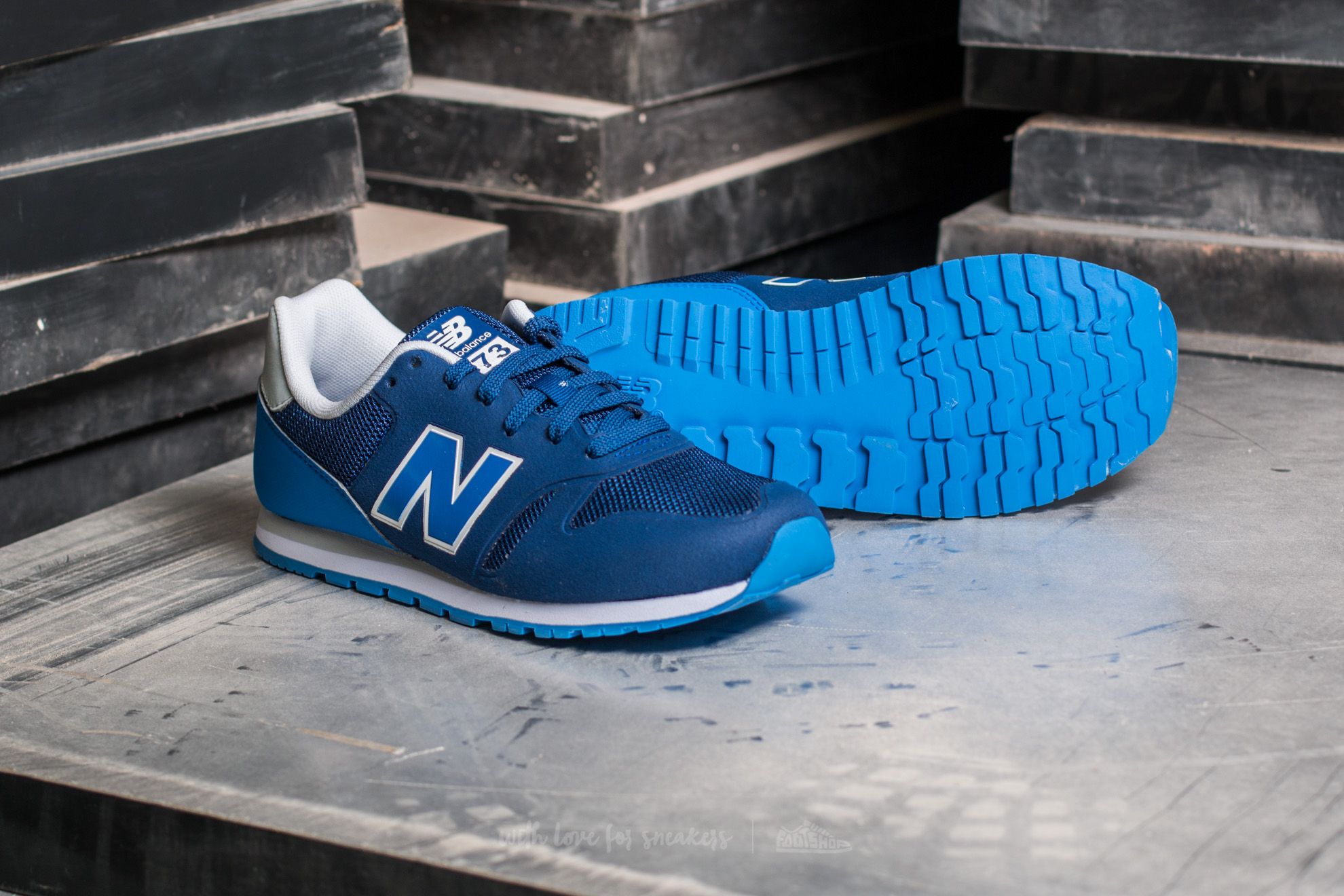 Sapatos de mulher New Balance 373 Royal Blue