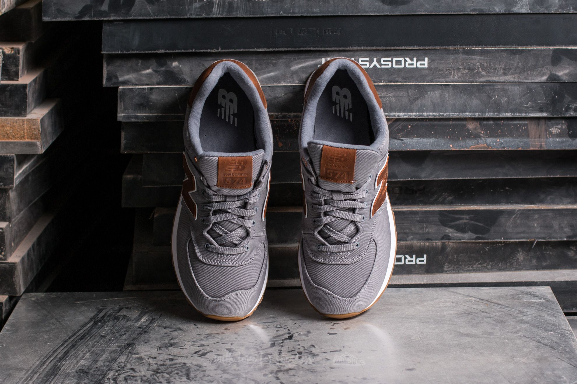 Pánske tenisky a topánky New Balance 574 Grey/ Brown