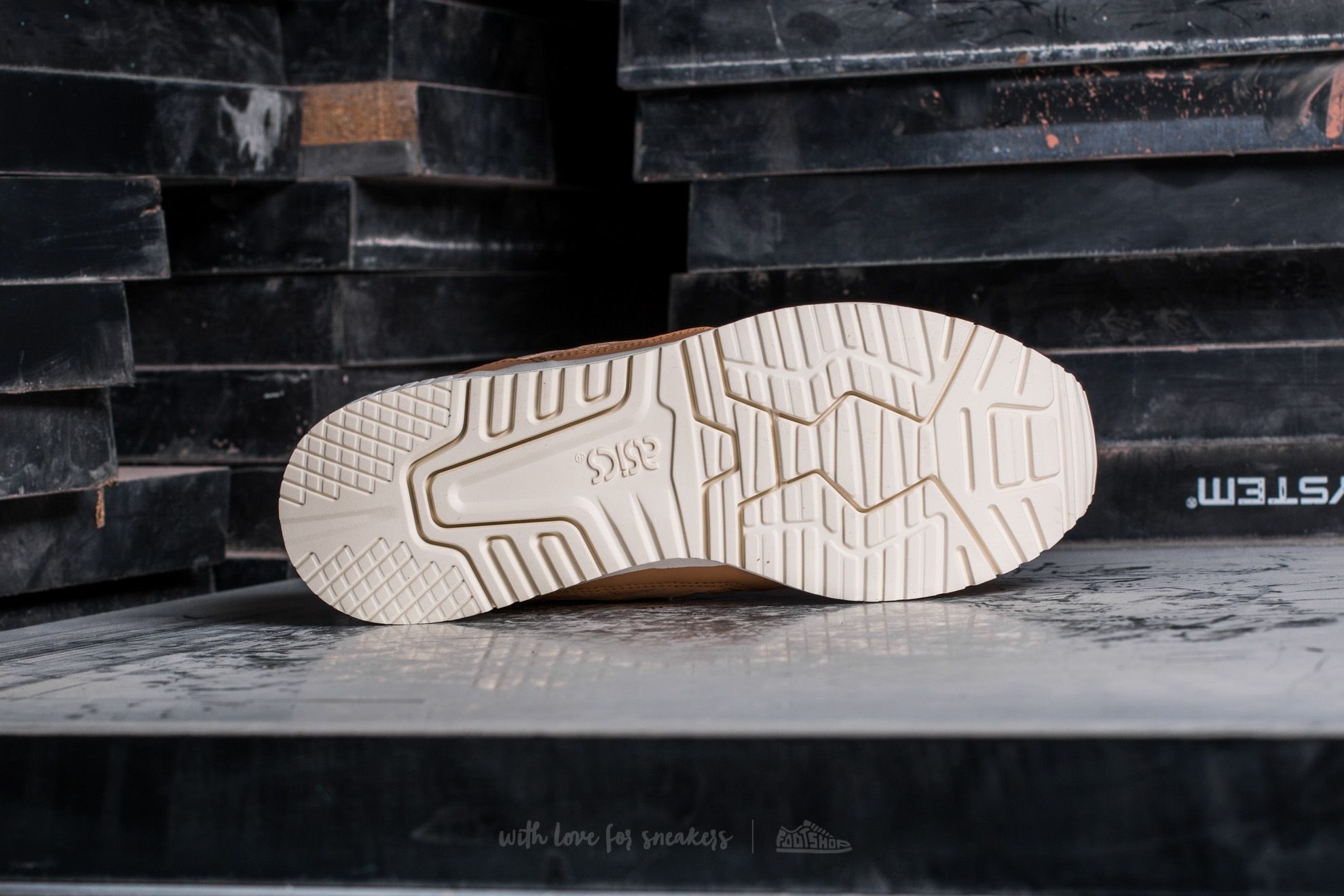 Asics gel sale respector tan