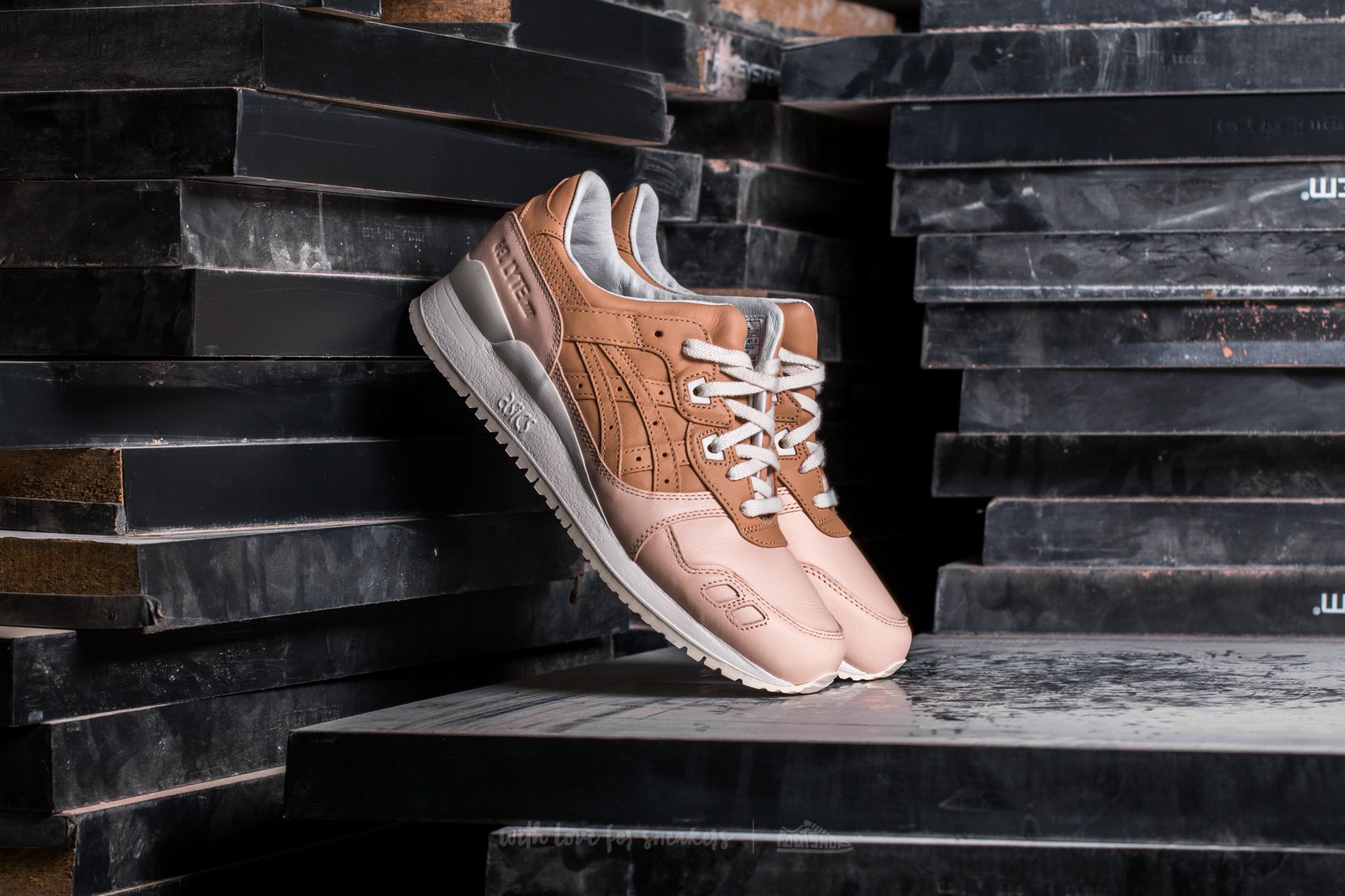 Men s shoes Asics Gel Lyte III Tan Tan Footshop