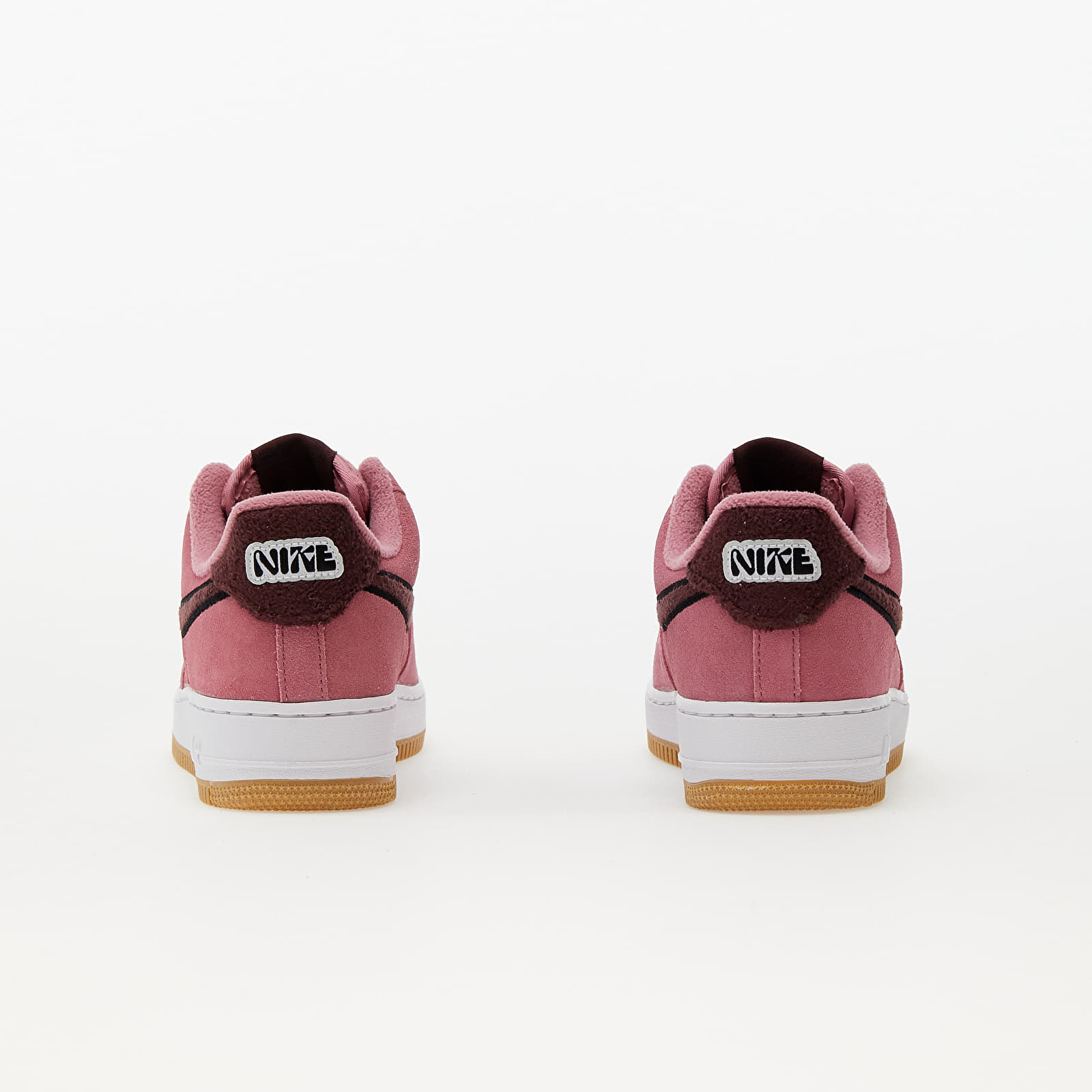Nike air force 1 07 se suede pink online