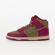 Nike dynamic on sale berry