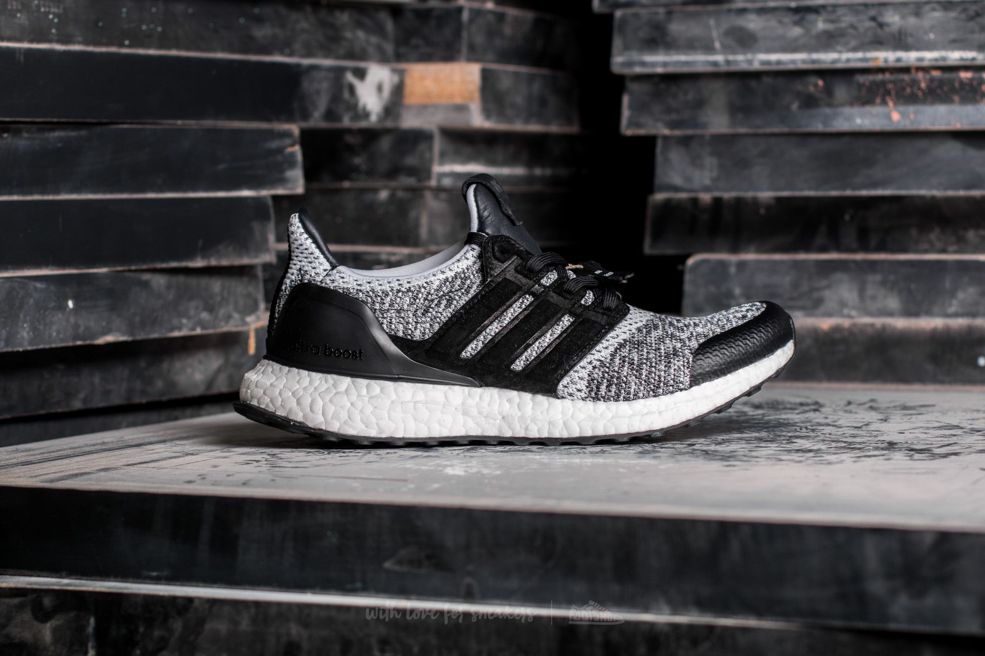 Men's shoes adidas Consortium Sneaker Exchange x Sneakersnstuff x Social Status UltrarBoost S.E. Ftw White/ Ftw White/ Core Black