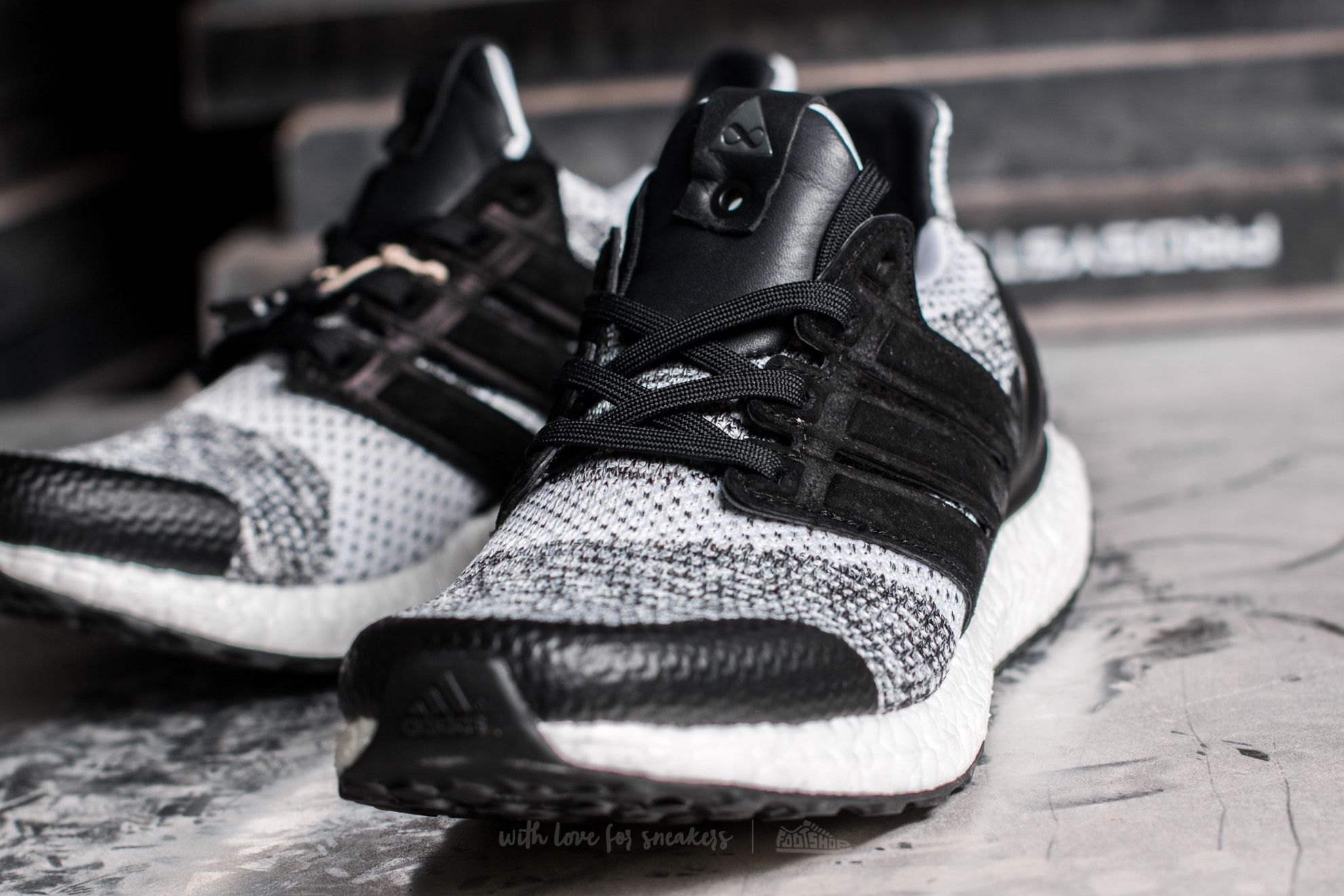 Men's shoes adidas Consortium Sneaker Exchange x Sneakersnstuff x Social Status UltrarBoost S.E. Ftw White/ Ftw White/ Core Black