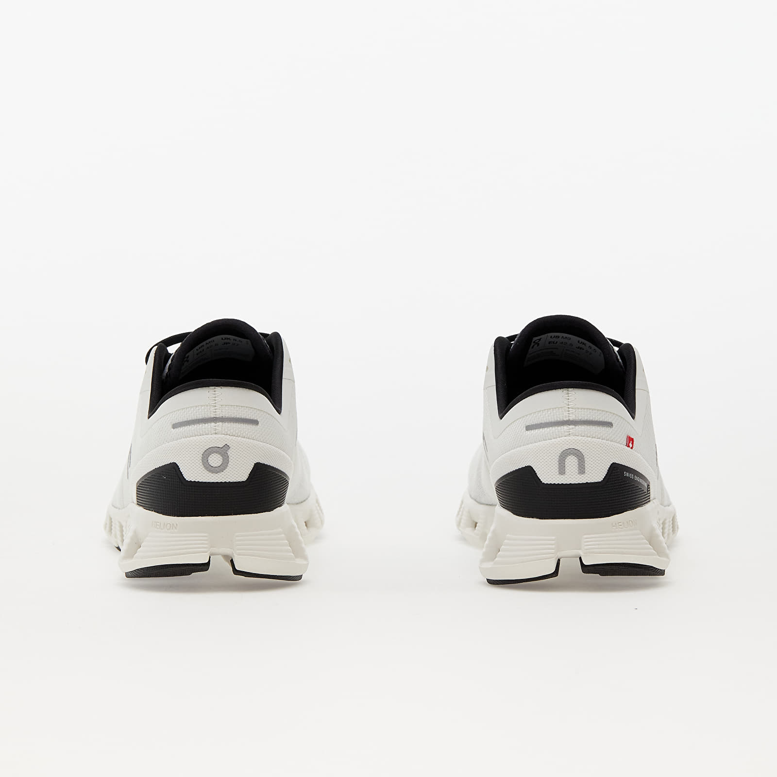 Sapatos de homem On M Cloud X 3 Ivory/ Black