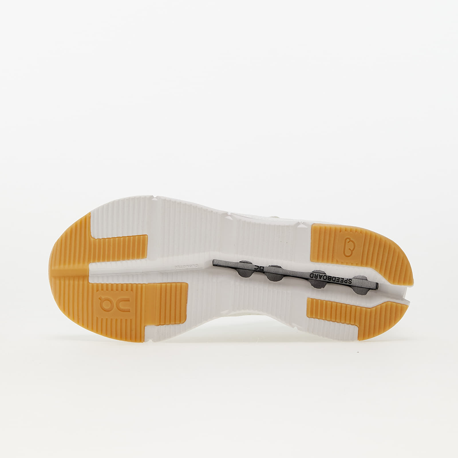 Frauen On W Cloudnova Undyed Undyed