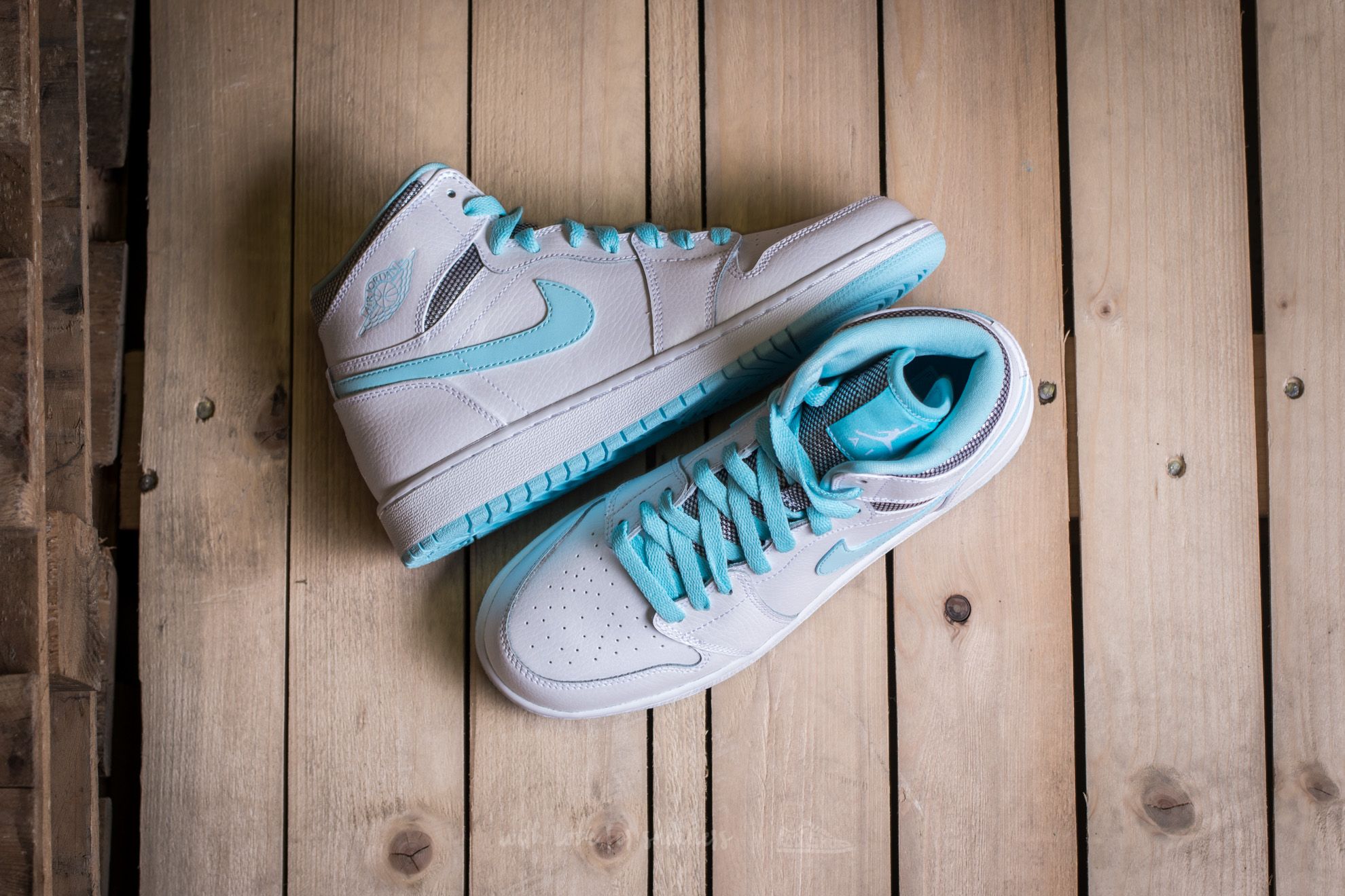 air jordan 1 retro high gg true berry