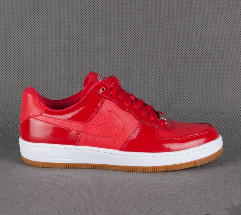 Sko WMNS Nike AF1 Ultra Force Action Red/Military Red