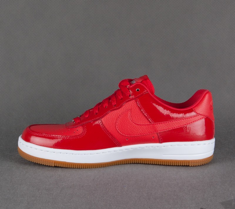 Sko WMNS Nike AF1 Ultra Force Action Red/Military Red