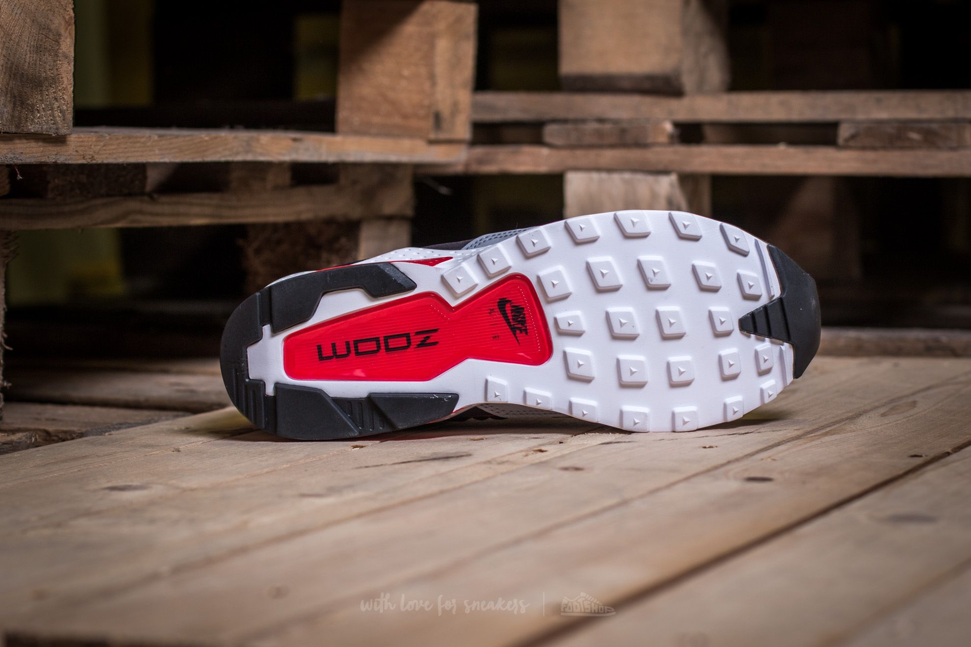 Pánske tenisky a topánky Nike Air Zoom Pegasus 92 Black/ Atom Red-Wolf Grey