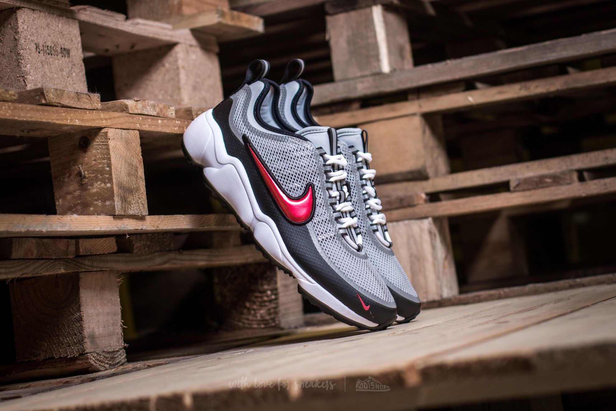 Men's shoes Nike Zoom Spiridon Metallic Silver/ Desert Red