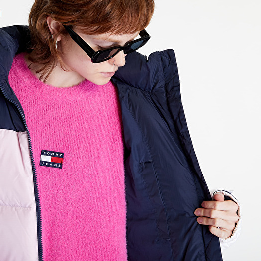 TOMMY JEANS THE ALASKA PUFFER S ピンク