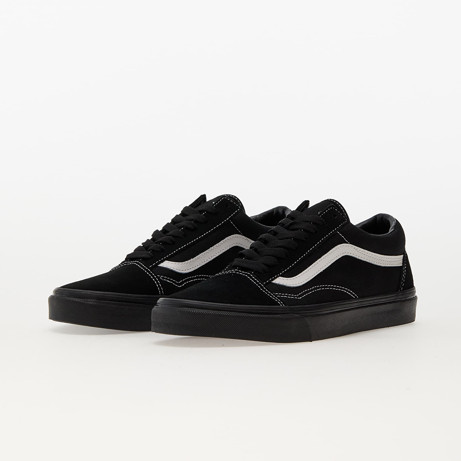 Men s shoes Vans Old Skool Suede Canvas Black True White