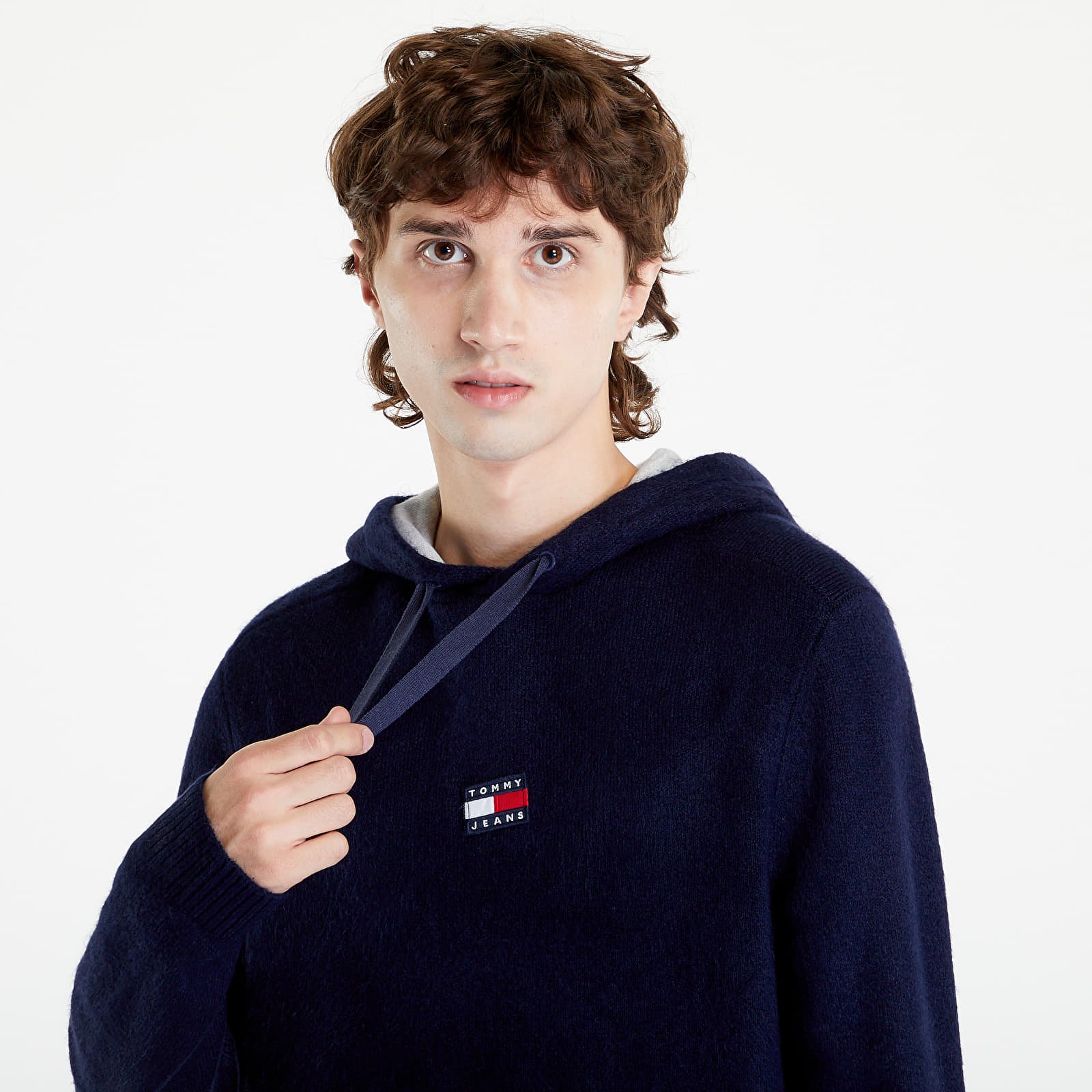 Mikiny Tommy Jeans Tjm Relaxed Badge Hoodie Sweater Twilight Navy