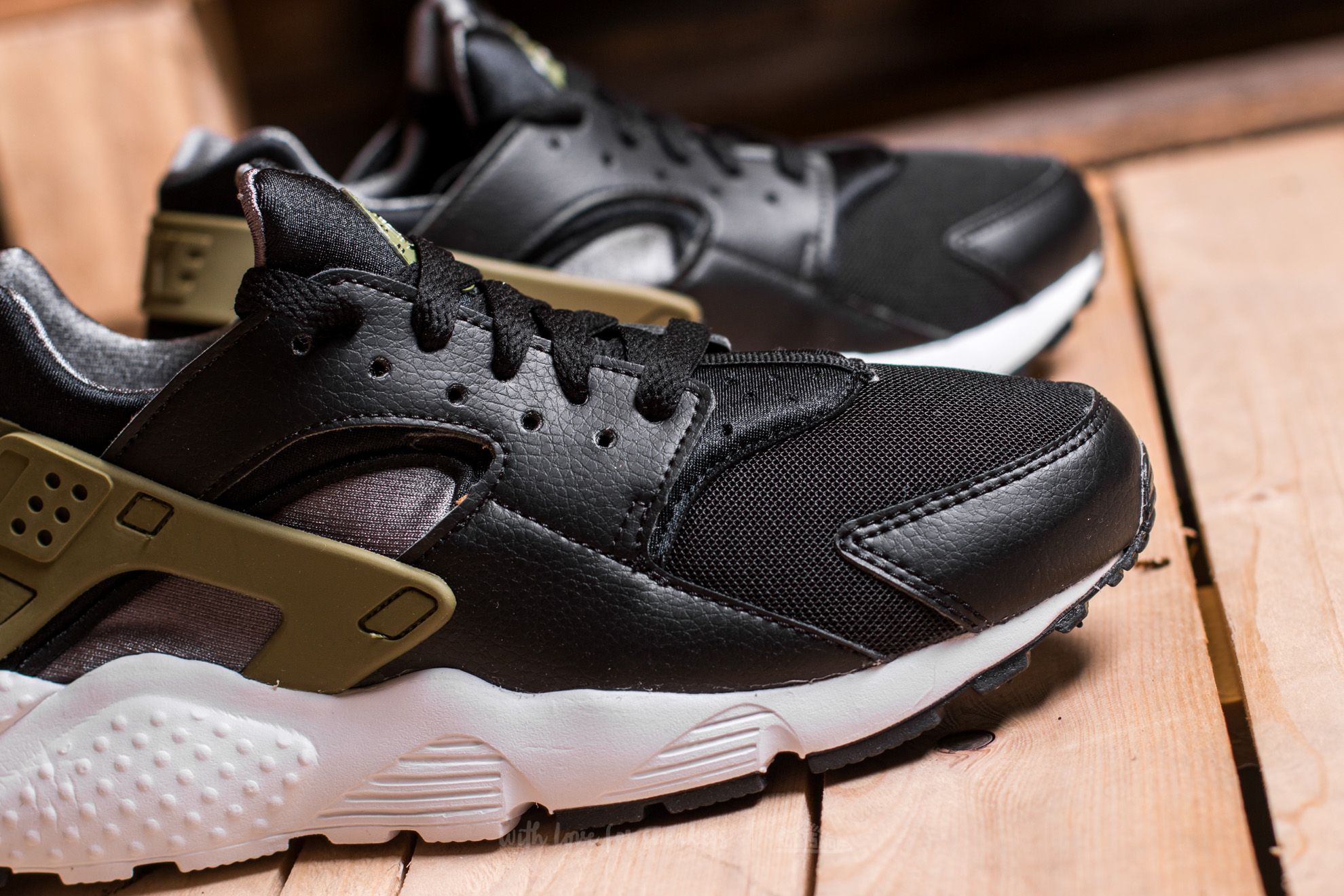 Green huaraches size 7 clearance