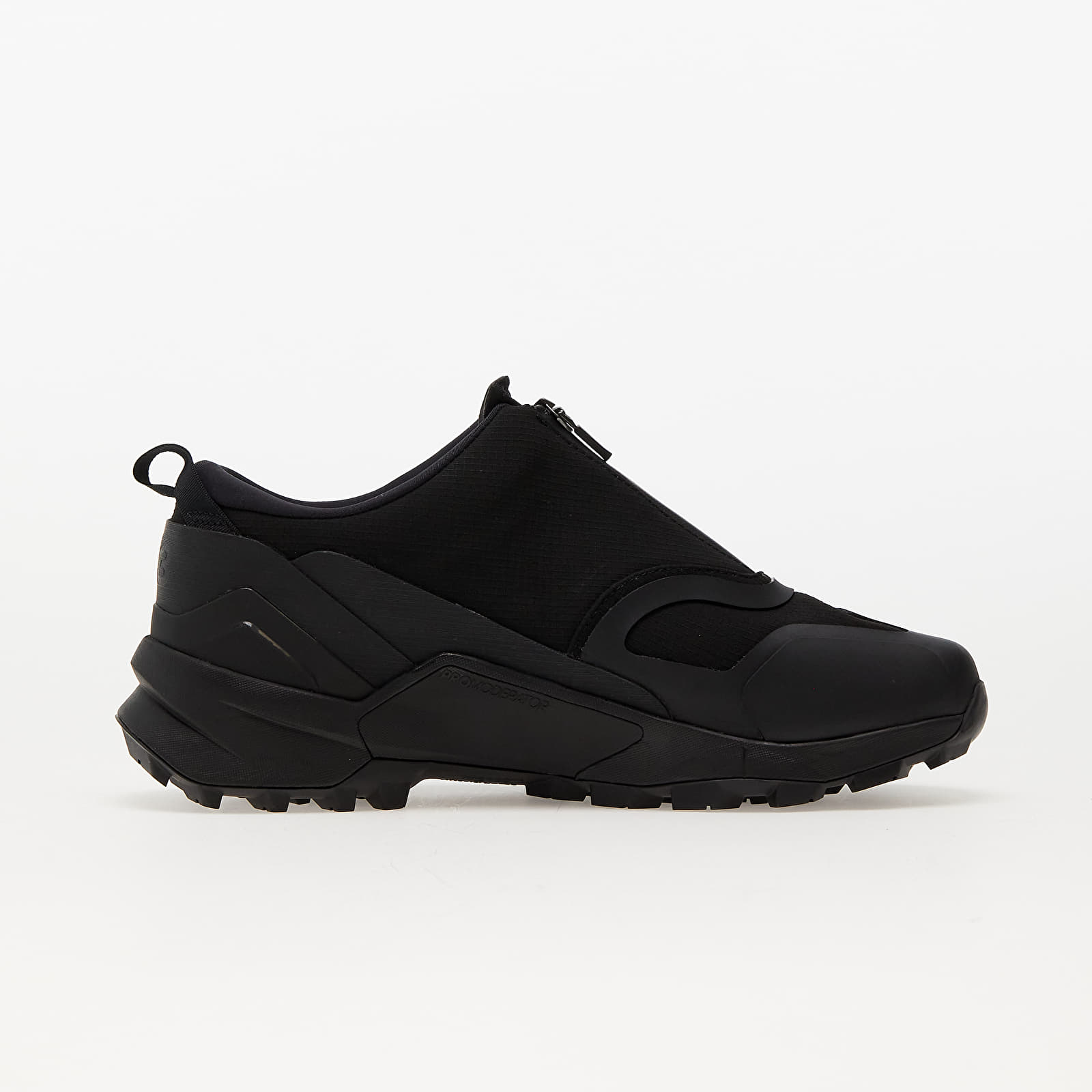 Încălțăminte și sneakerși pentru bărbați Y-3 Terrex Swift R3 Black/ Black/ Black