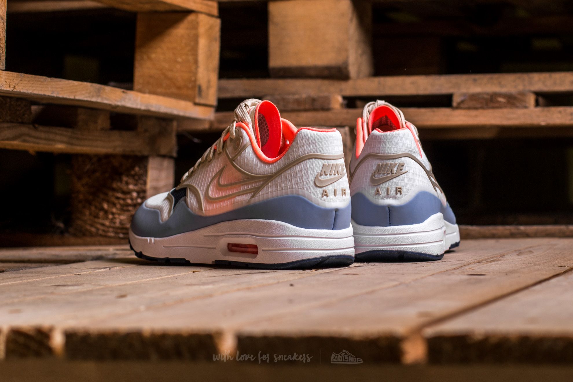 Nike air max 1 ultra sail oatmeal lava glow 20 new arrivals