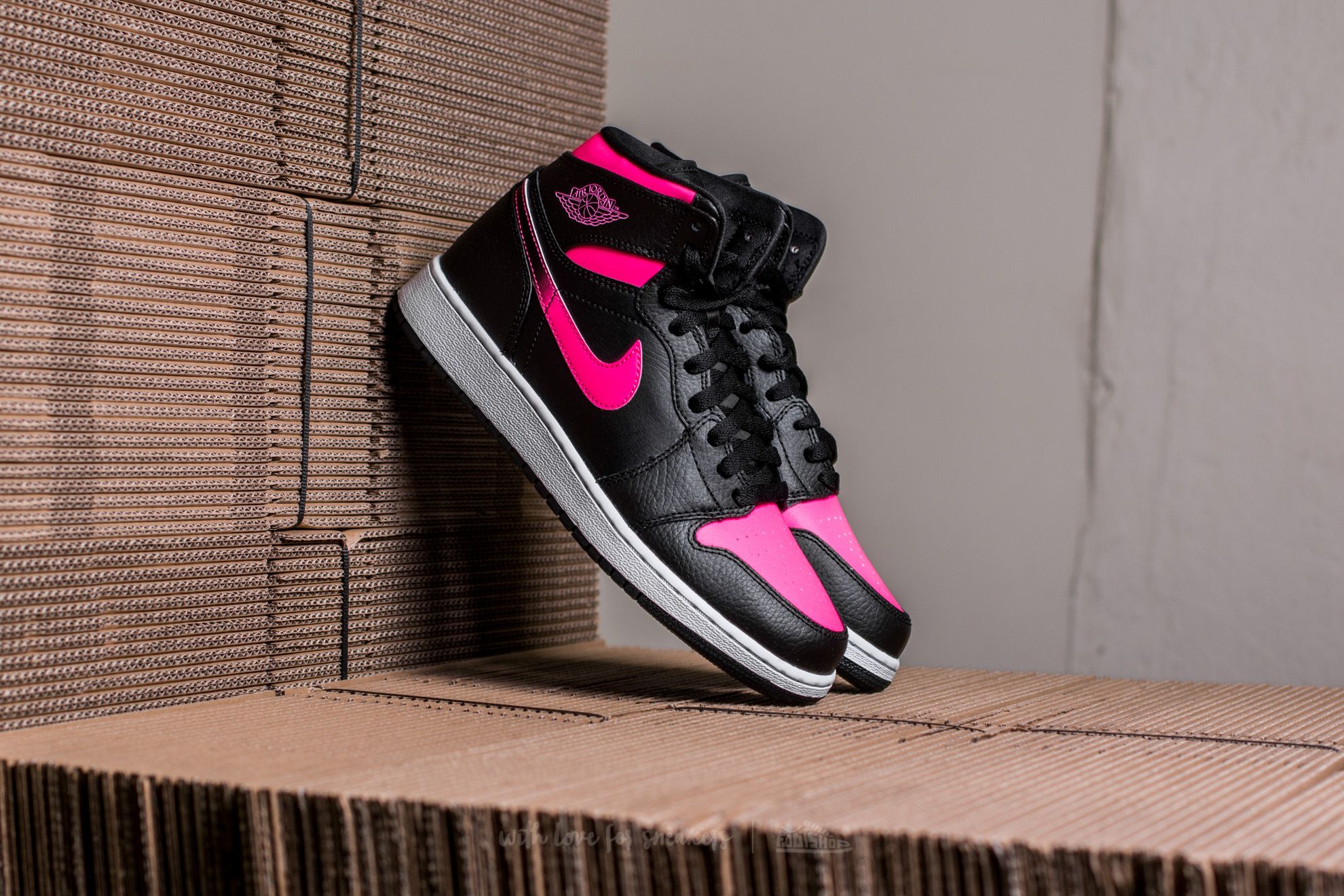 Dámské tenisky a boty Air Jordan 1 Retro High GG Black/ Black-Hyper Pink-White