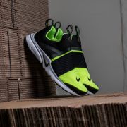 Black and white nike presto extreme womens online