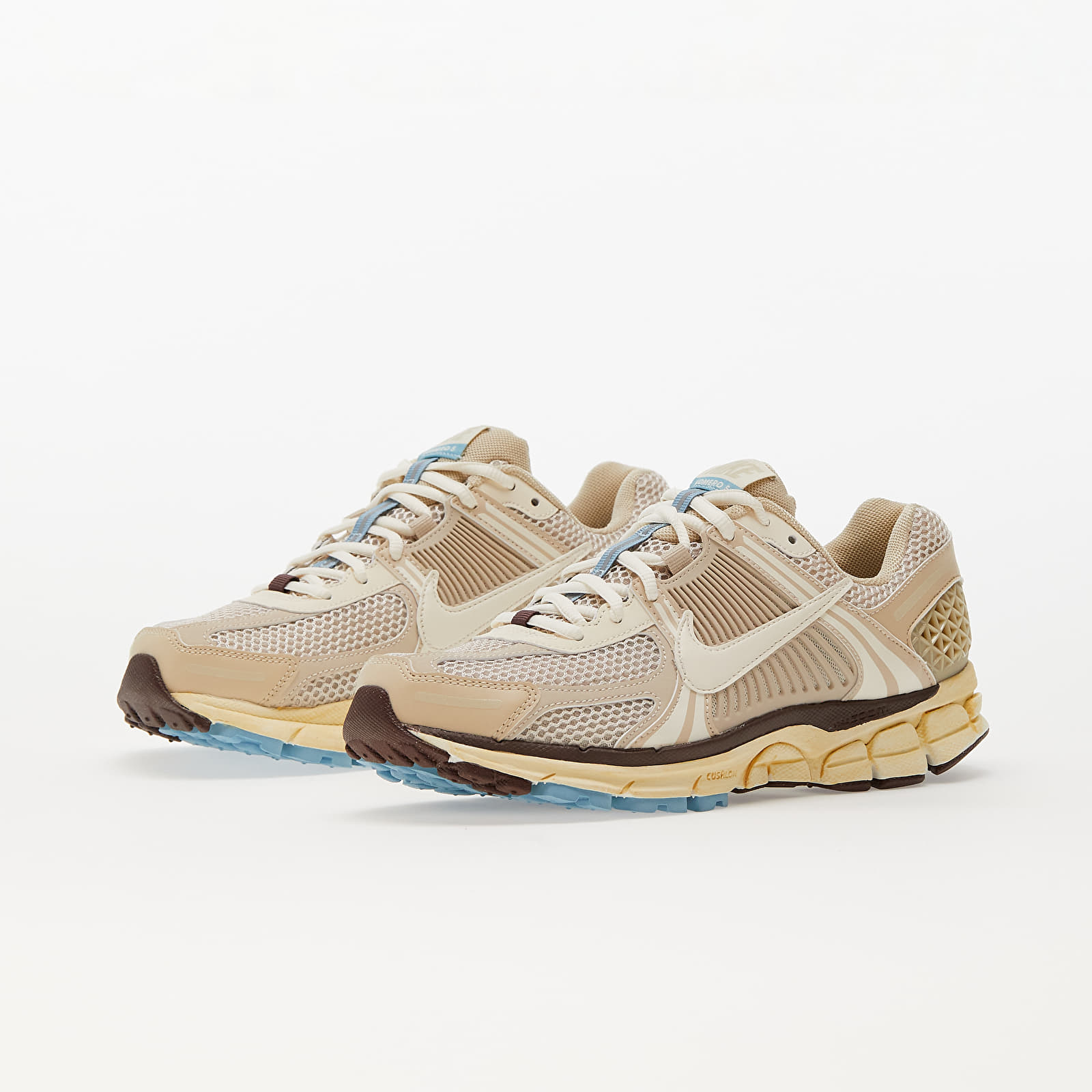 Women's shoes Nike W Zoom Vomero 5 Oatmeal/ Pale Ivory-Sail-Lt Chocolate
