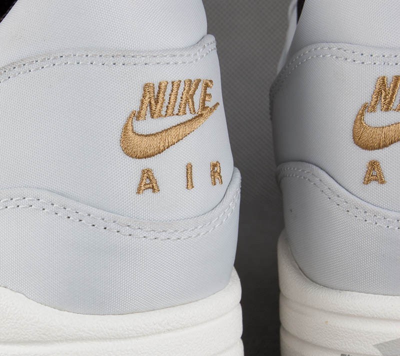 Shoes Nike Air Max 1 Premium QS "Golden Trophy"