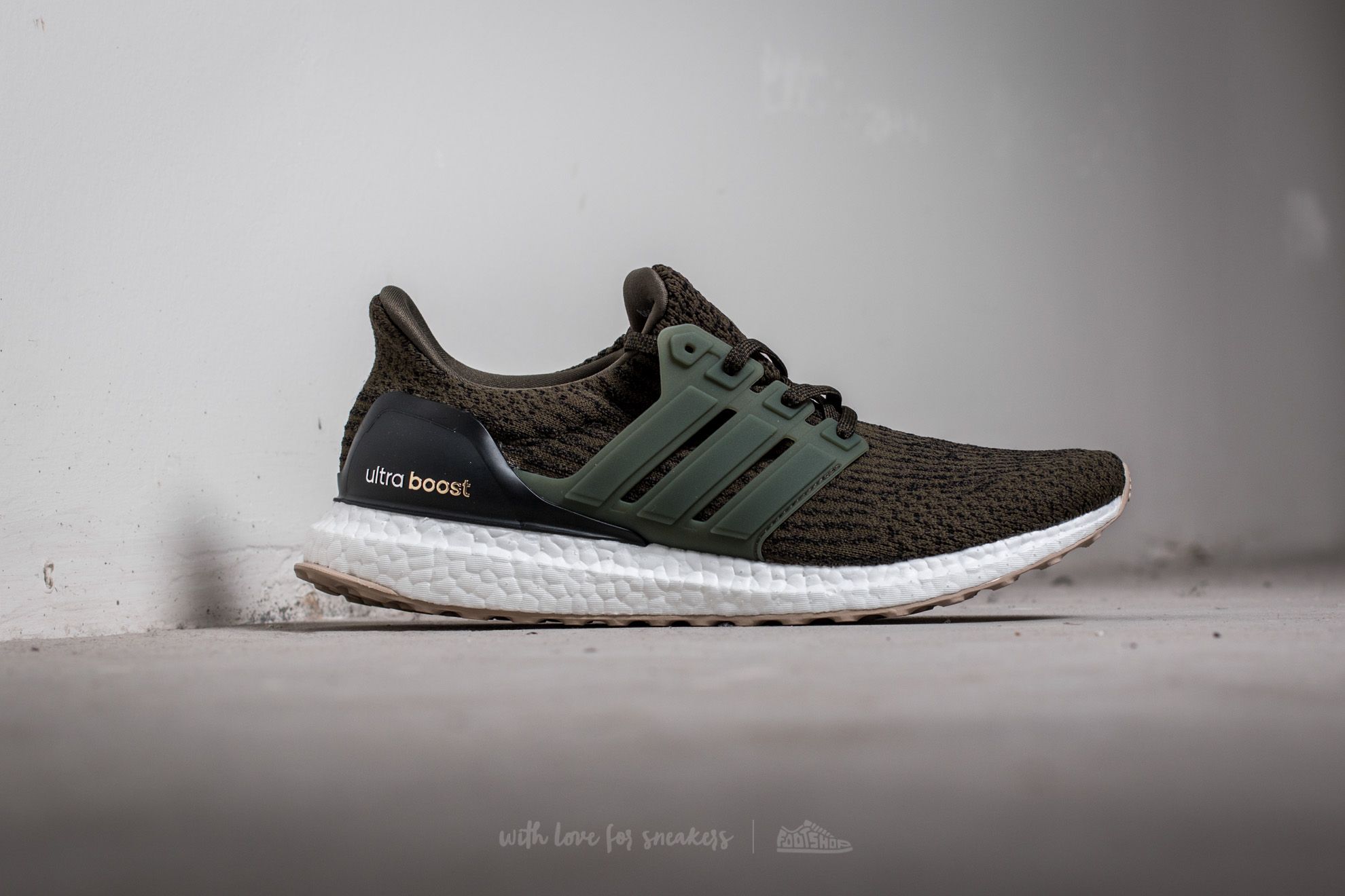 Men s shoes adidas UltraBOOST Night Cargo Night Cargo Clay