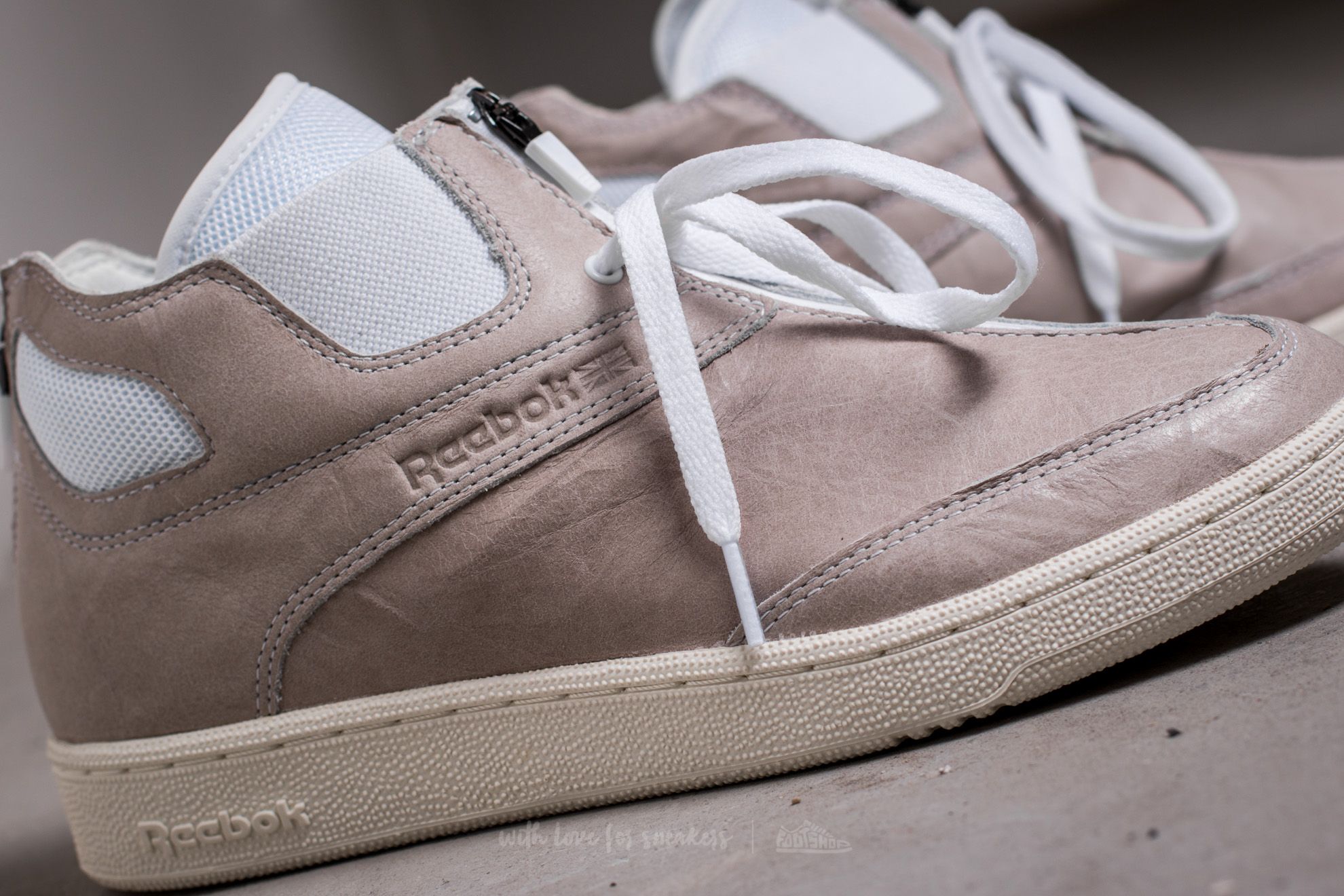 Buty męskie Reebok 58 Bright St Club C Shroud White/ Scarlet/ Snow Grey