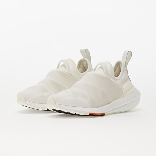 Mens white ultra boost 3. top