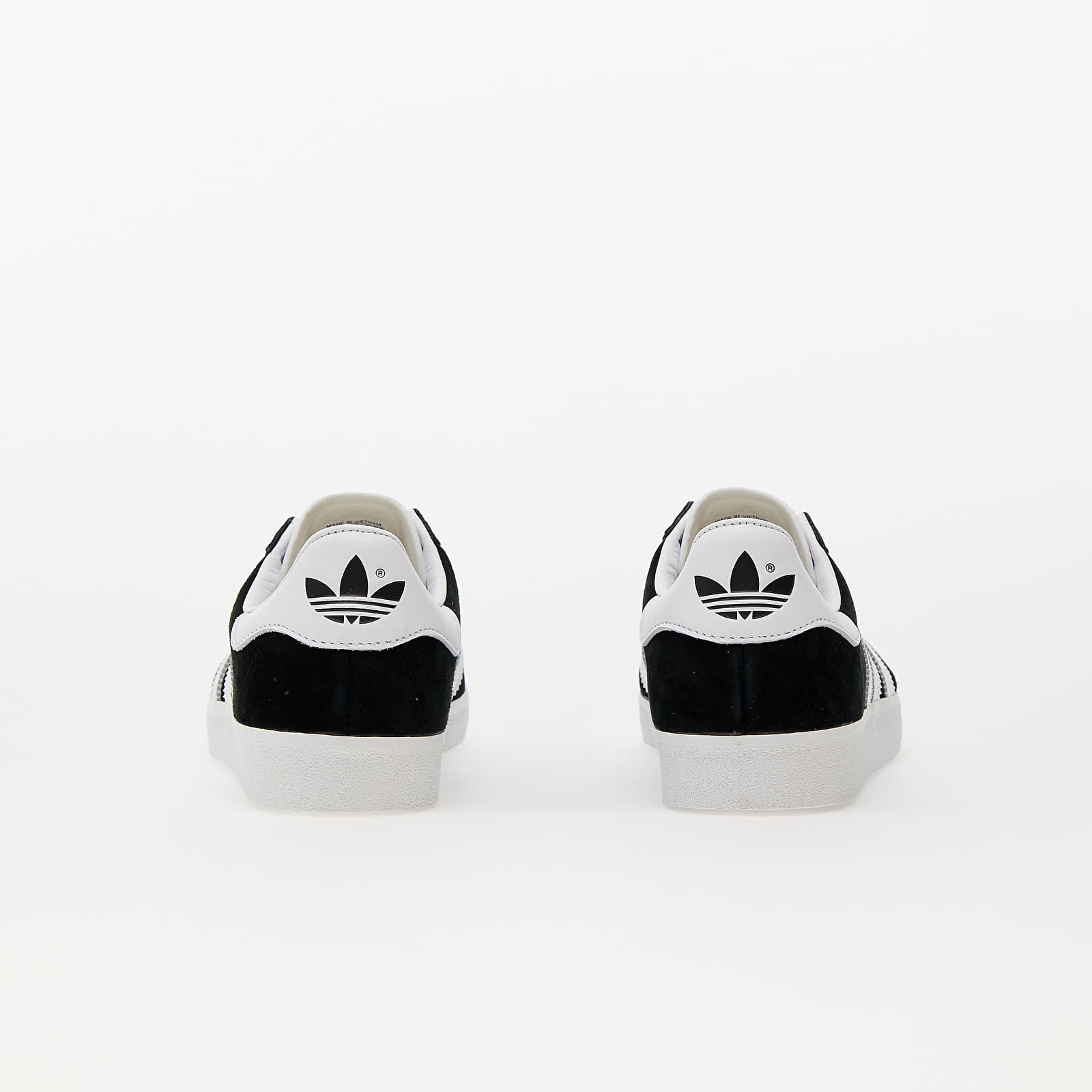Men's shoes adidas Gazelle 85 Core Black/ Ftw White/ Gold Metalic