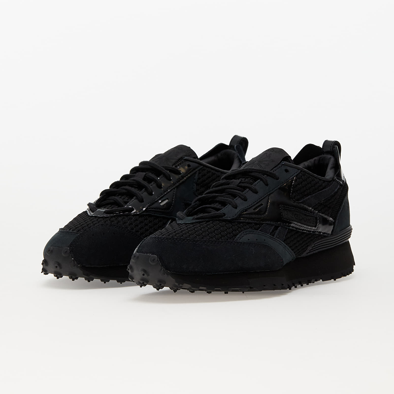 Reebok 2200 store