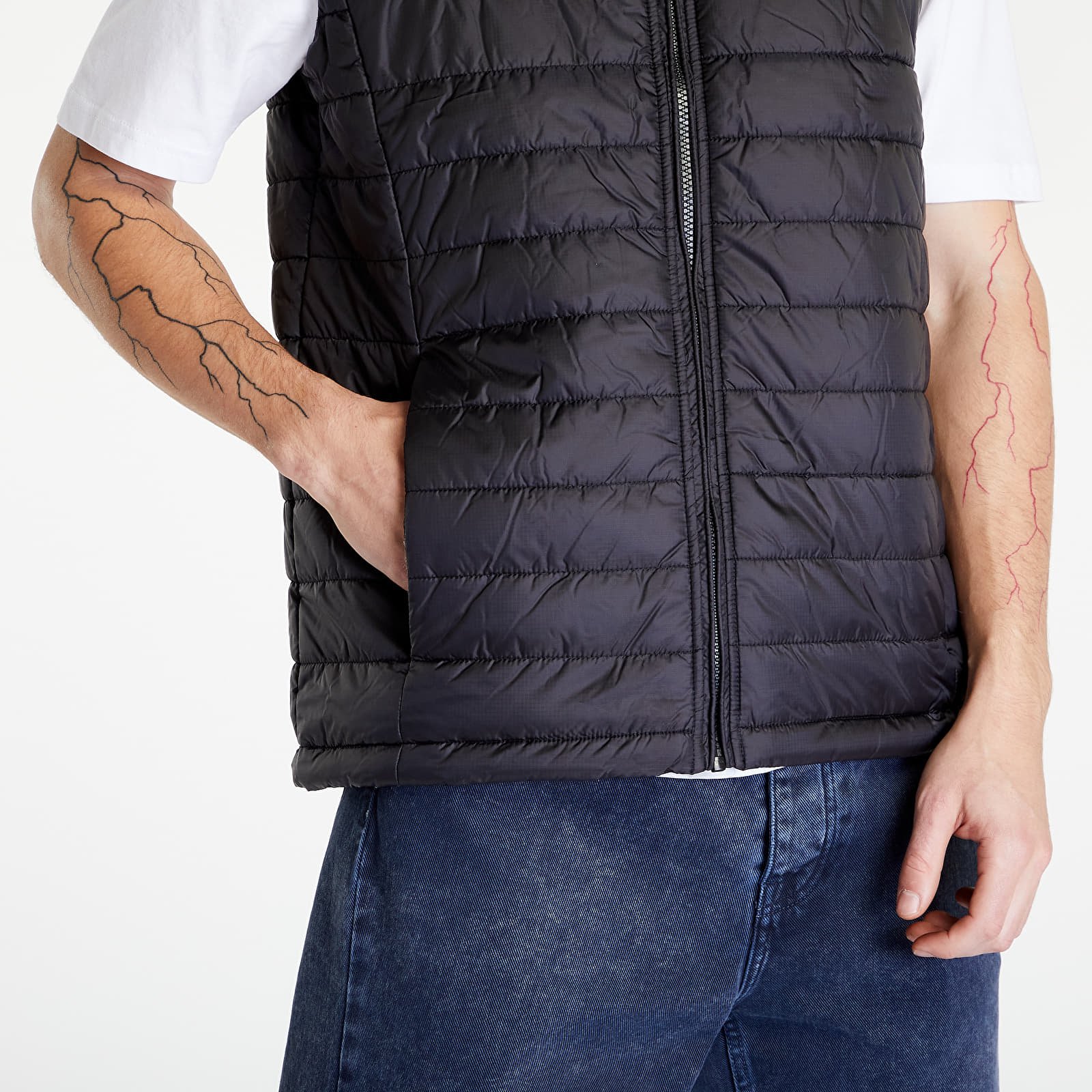Liemenės Horsefeathers Asher Vest Black
