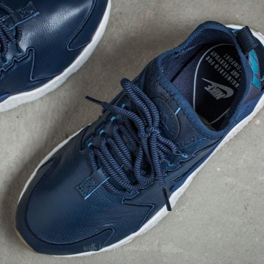 Nike Wmns Air Huarache Run Ultra SI