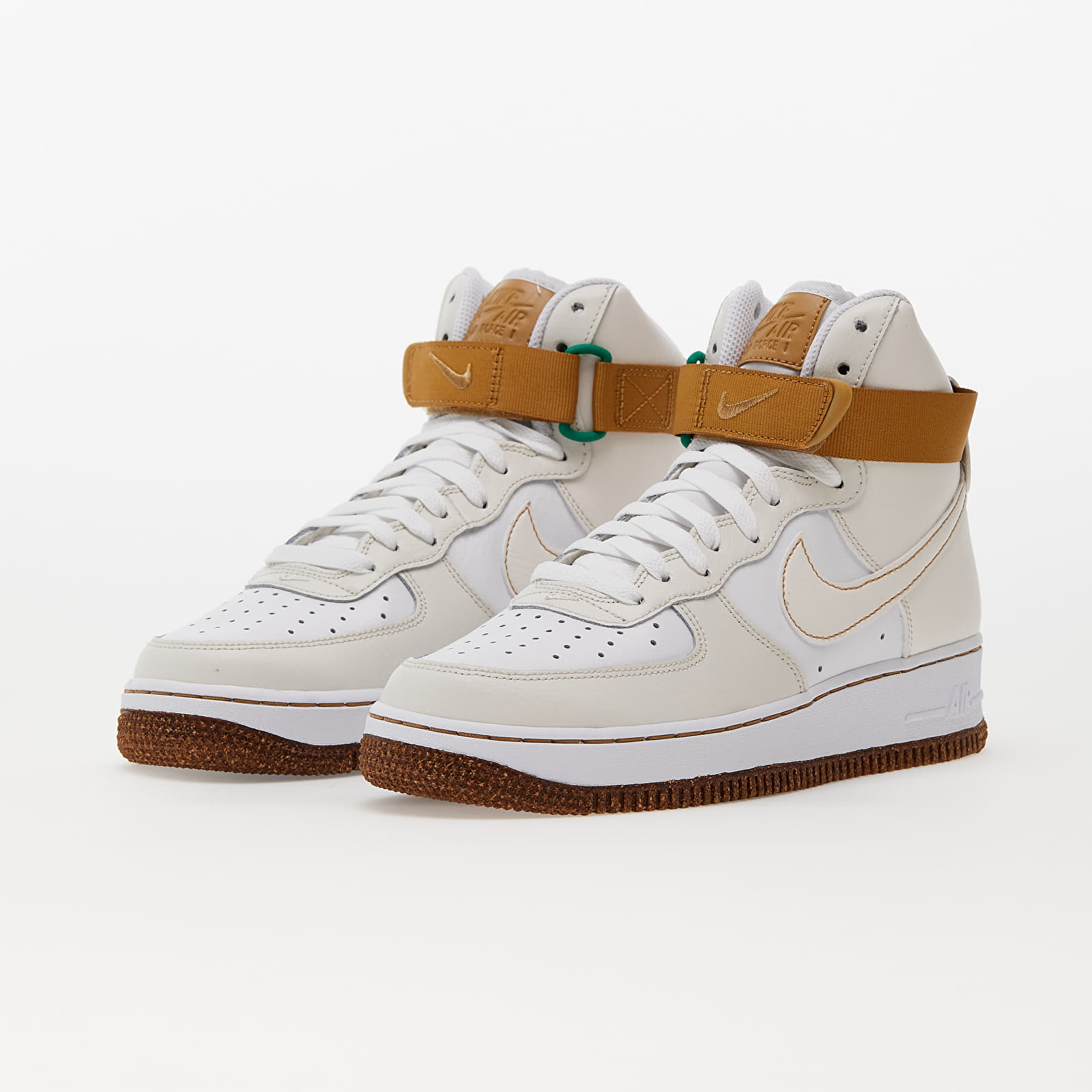Мъжки кецове и обувки Nike Air Force 1 High '07 LV8 EMB Phantom/ Phantom-White-Elemental Gold