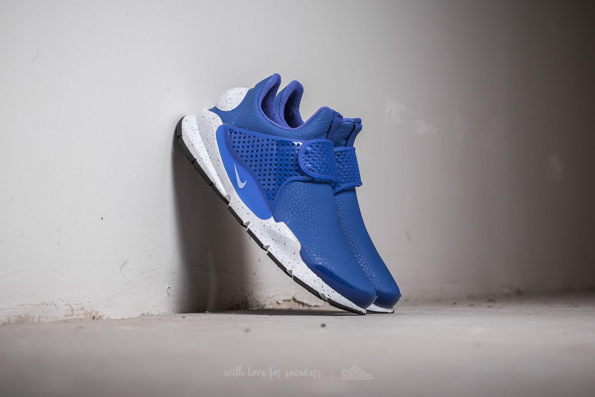 Nike sock dart blue and white 2025