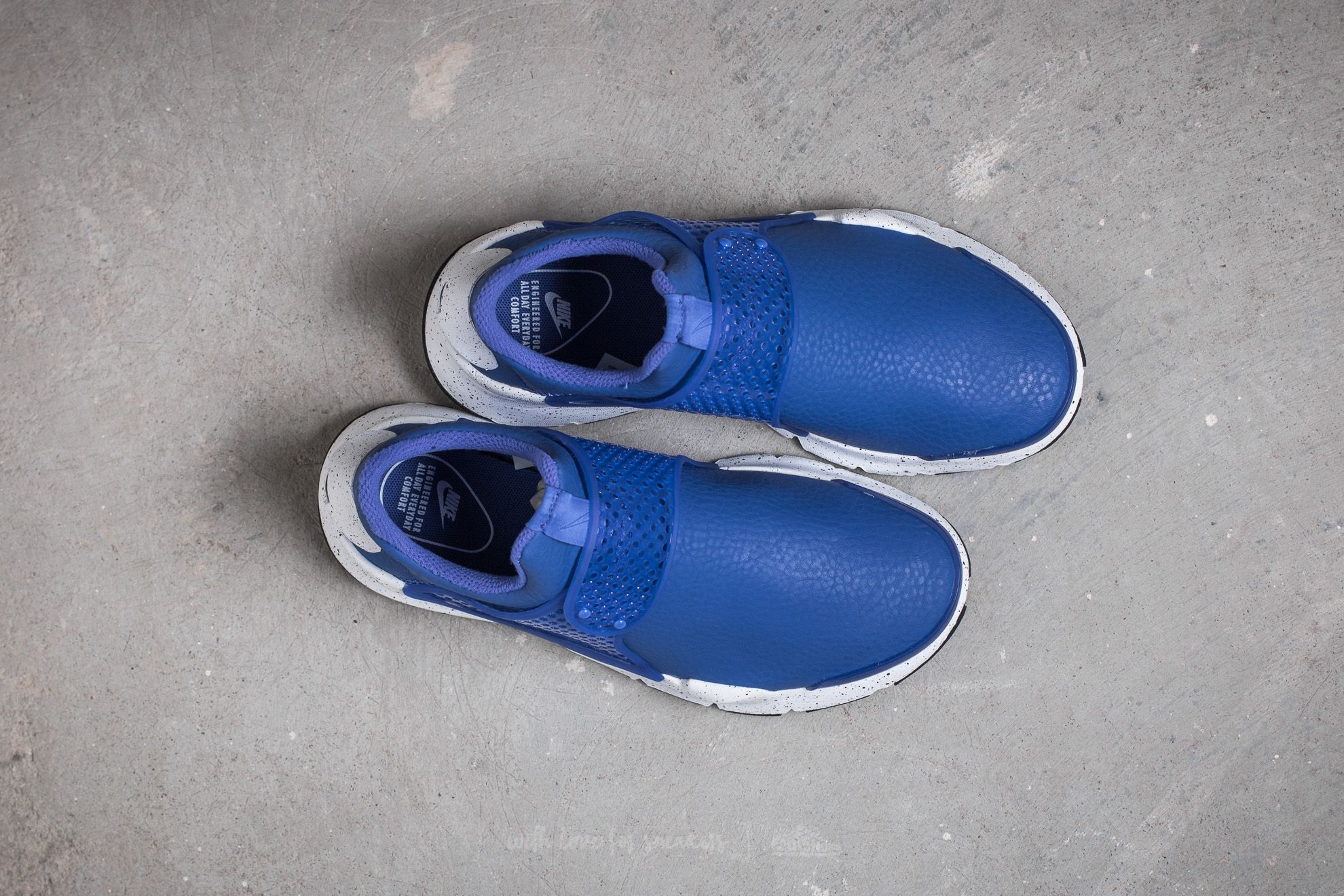 Дамски кецове и обувки Nike Wmns Sock Dart Premium Paramount Blue/ White-Black