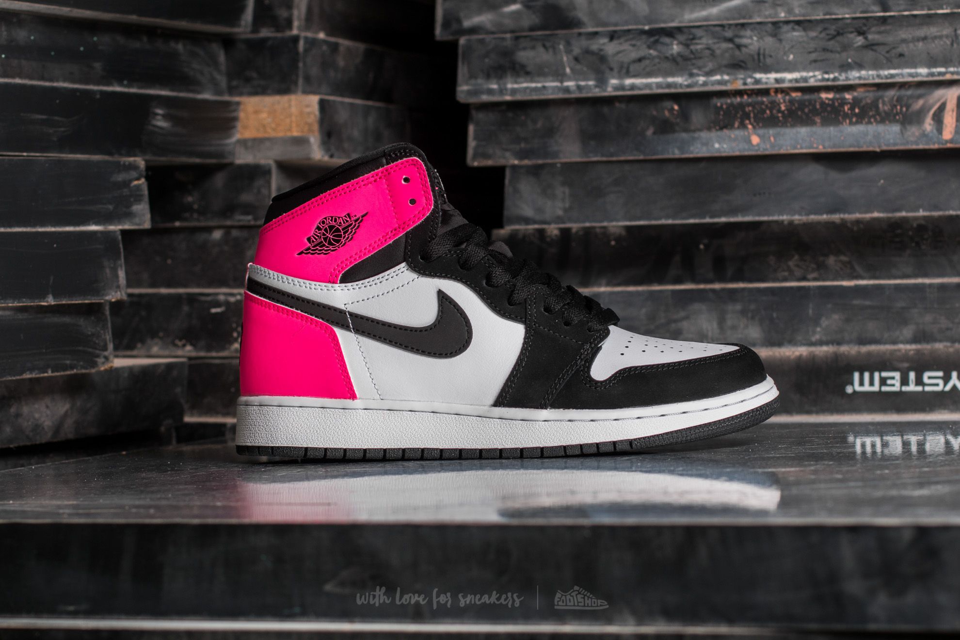 Damen Sneaker und Schuhe Air Jordan 1 Retro High OG GG Valentines Day Black Black Hyper Pink White Footshop
