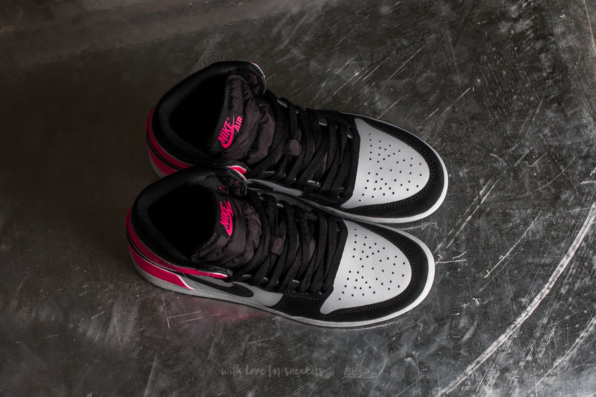 Air jordan 1 retro sales high og gg valentines day