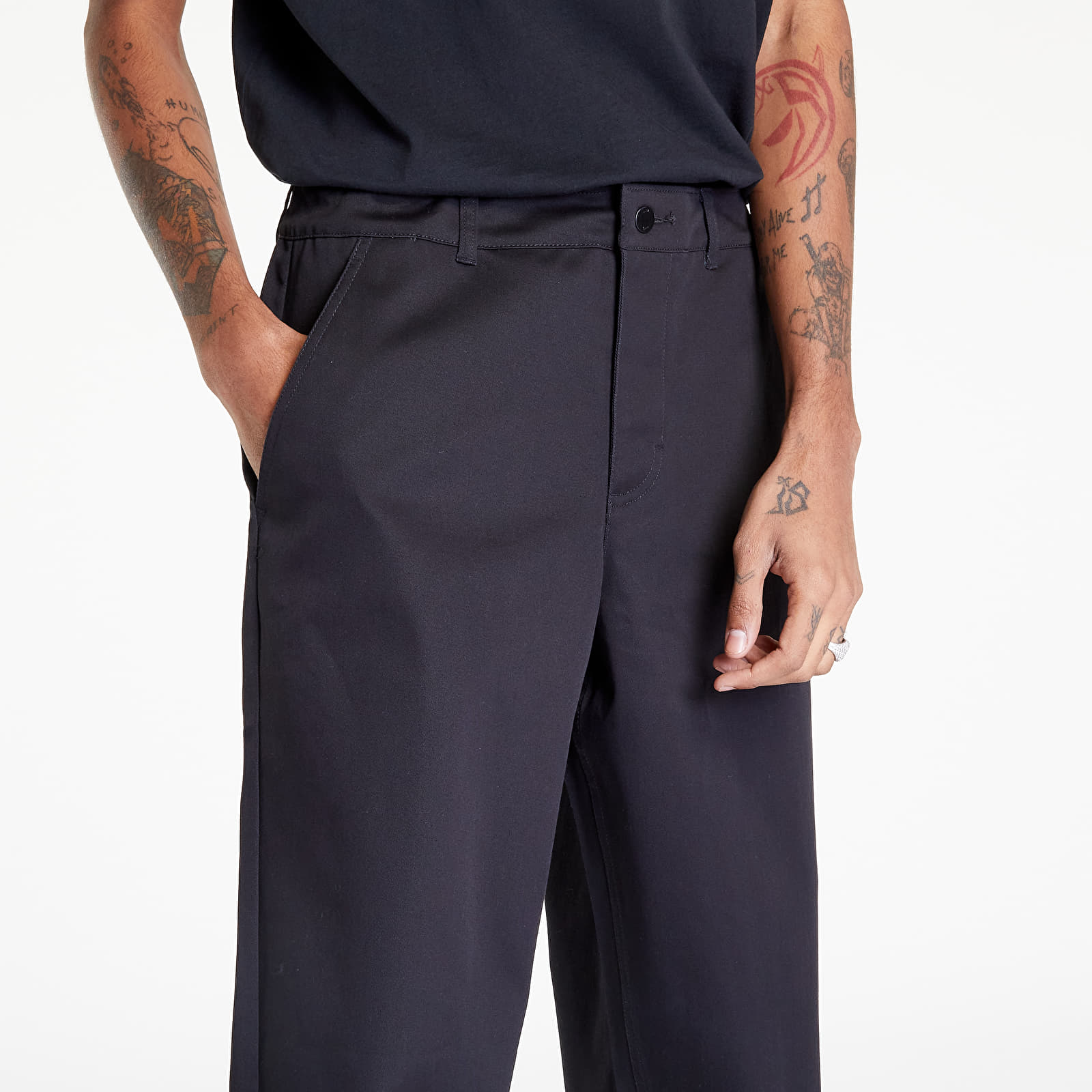 Chino nike store
