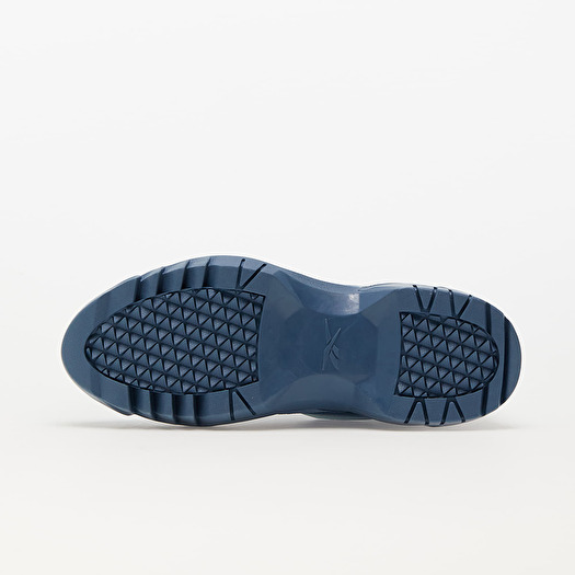 Încălțăminte și sneakerși pentru femei Reebok x Cardi B Club C V2
