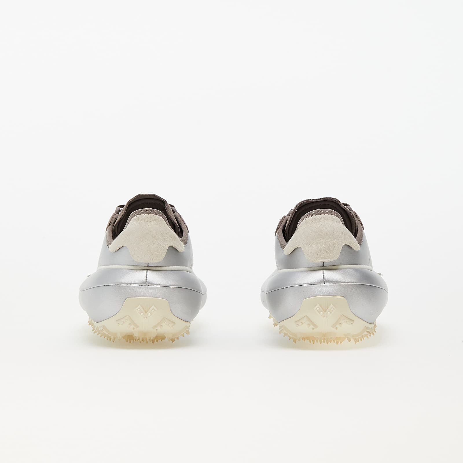 Férfi cipők Y-3 Makura Silver Metalic/ Tectile Earl/ Core White