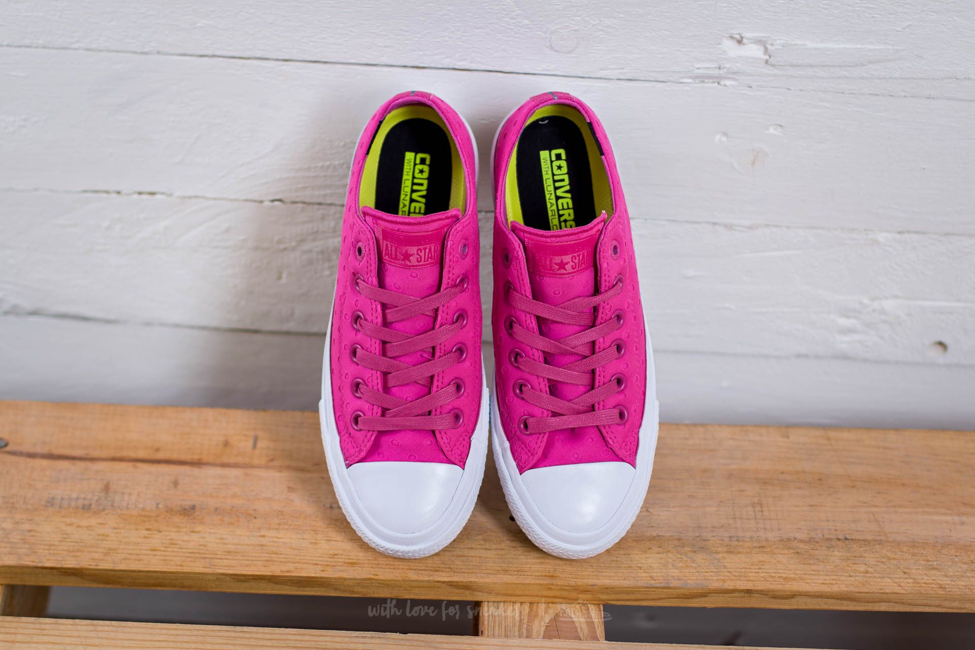 Women's shoes Converse Chuck Taylor All Star II OX Magenta Glow/ Magenta Glow